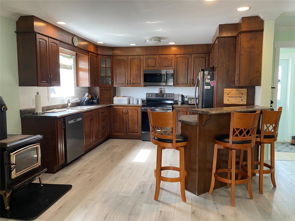 5 SNOW'S POND ROAD, NORTH RIVER, Newfoundland, Canada A0A 1C0, ,2 BathroomsBathrooms,Residential,For Sale,SNOW'S POND ROAD,6147