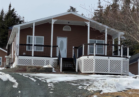 5 SNOW'S POND ROAD, NORTH RIVER, Newfoundland, Canada A0A 1C0, ,2 BathroomsBathrooms,Residential,For Sale,SNOW'S POND ROAD,6147