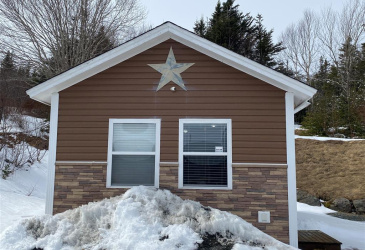 5 SNOW'S POND ROAD, NORTH RIVER, Newfoundland, Canada A0A 1C0, ,2 BathroomsBathrooms,Residential,For Sale,SNOW'S POND ROAD,6147
