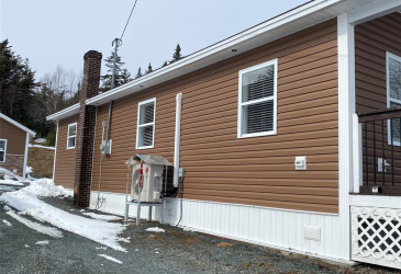 5 SNOW'S POND ROAD, NORTH RIVER, Newfoundland, Canada A0A 1C0, ,2 BathroomsBathrooms,Residential,For Sale,SNOW'S POND ROAD,6147