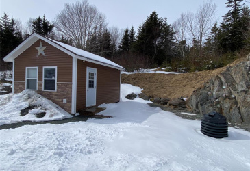 5 SNOW'S POND ROAD, NORTH RIVER, Newfoundland, Canada A0A 1C0, ,2 BathroomsBathrooms,Residential,For Sale,SNOW'S POND ROAD,6147