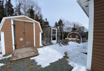 5 SNOW'S POND ROAD, NORTH RIVER, Newfoundland, Canada A0A 1C0, ,2 BathroomsBathrooms,Residential,For Sale,SNOW'S POND ROAD,6147