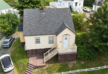 661 MAIN STREET, BURIN, Newfoundland, Canada A0E 1E0, ,1 BathroomBathrooms,Residential,For Sale,MAIN STREET,6151