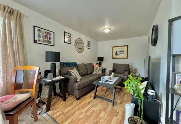 7 VARDY'S AVENUE, CLARENVILLE, Newfoundland, Canada A5A 2A4, ,7 BathroomsBathrooms,Residential,For Sale,VARDY'S AVENUE,6152