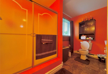 7 VARDY'S AVENUE, CLARENVILLE, Newfoundland, Canada A5A 2A4, ,7 BathroomsBathrooms,Residential,For Sale,VARDY'S AVENUE,6152