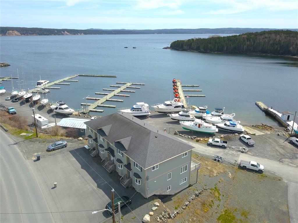 203 MARINE DRIVE, CLARENVILLE, Newfoundland, Canada A5A 1M6, ,2 BathroomsBathrooms,Commercial,For Sale,MARINE DRIVE,6154