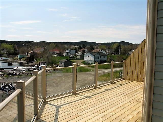 203 MARINE DRIVE, CLARENVILLE, Newfoundland, Canada A5A 1M6, ,2 BathroomsBathrooms,Commercial,For Sale,MARINE DRIVE,6154