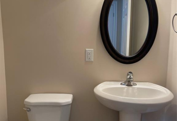 203 MARINE DRIVE, CLARENVILLE, Newfoundland, Canada A5A 1M6, ,2 BathroomsBathrooms,Commercial,For Sale,MARINE DRIVE,6154