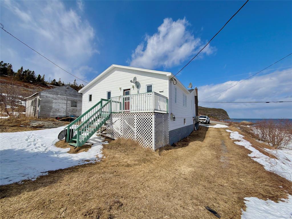 58 MOUNTAIN VIEW ROAD, SALVAGE, Newfoundland, Canada A0G 3X0, ,4 BathroomsBathrooms,Residential,For Sale,MOUNTAIN VIEW ROAD,6160