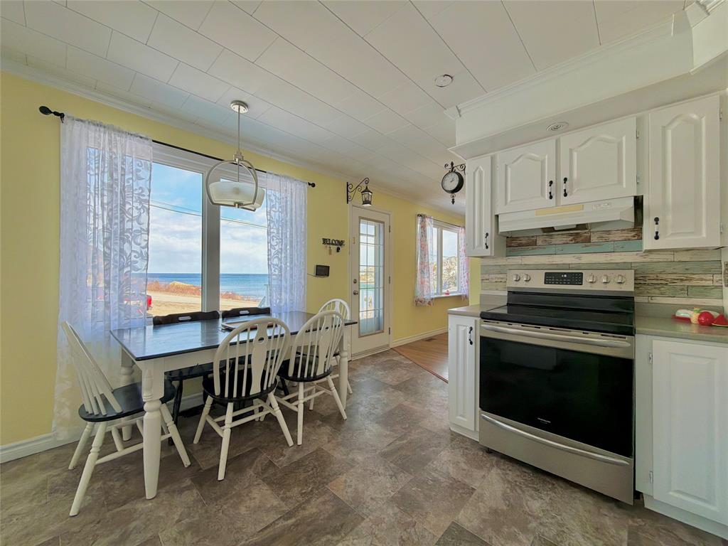 58 MOUNTAIN VIEW ROAD, SALVAGE, Newfoundland, Canada A0G 3X0, ,4 BathroomsBathrooms,Residential,For Sale,MOUNTAIN VIEW ROAD,6160