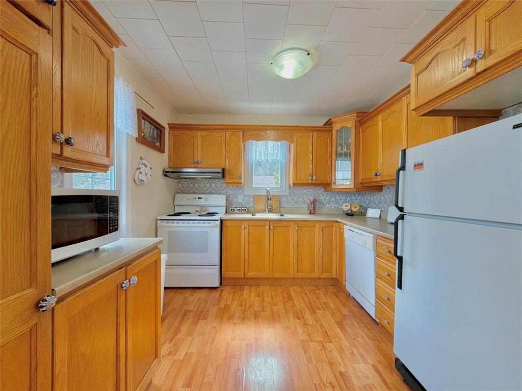 58 MOUNTAIN VIEW ROAD, SALVAGE, Newfoundland, Canada A0G 3X0, ,4 BathroomsBathrooms,Residential,For Sale,MOUNTAIN VIEW ROAD,6160