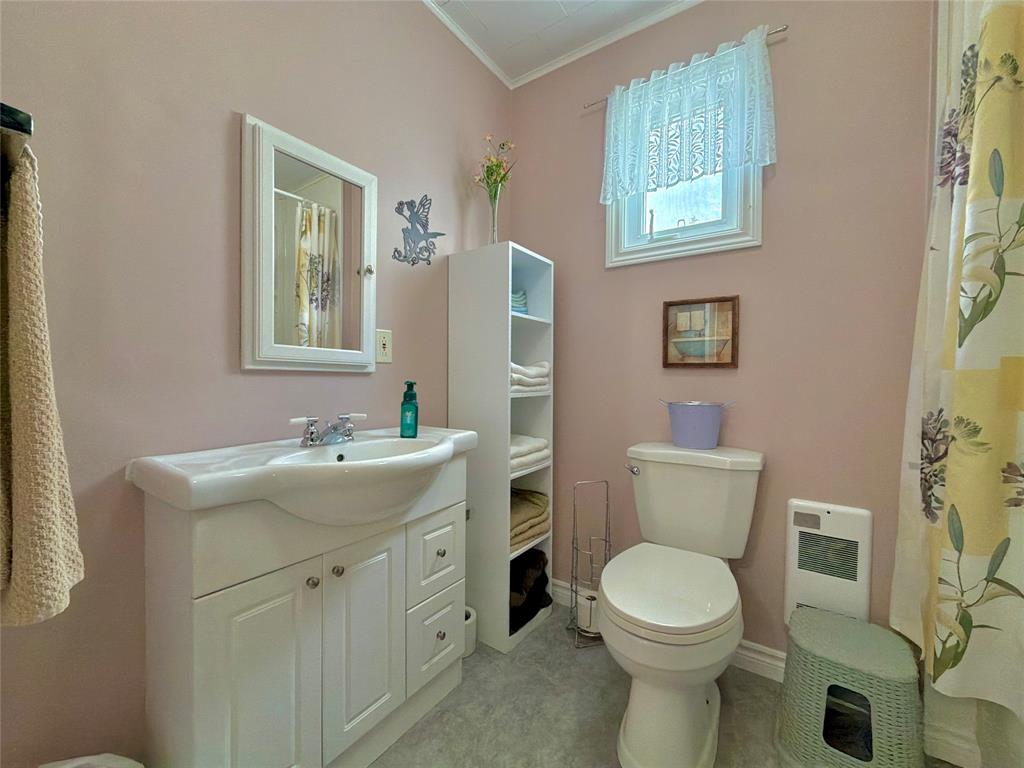 58 MOUNTAIN VIEW ROAD, SALVAGE, Newfoundland, Canada A0G 3X0, ,4 BathroomsBathrooms,Residential,For Sale,MOUNTAIN VIEW ROAD,6160