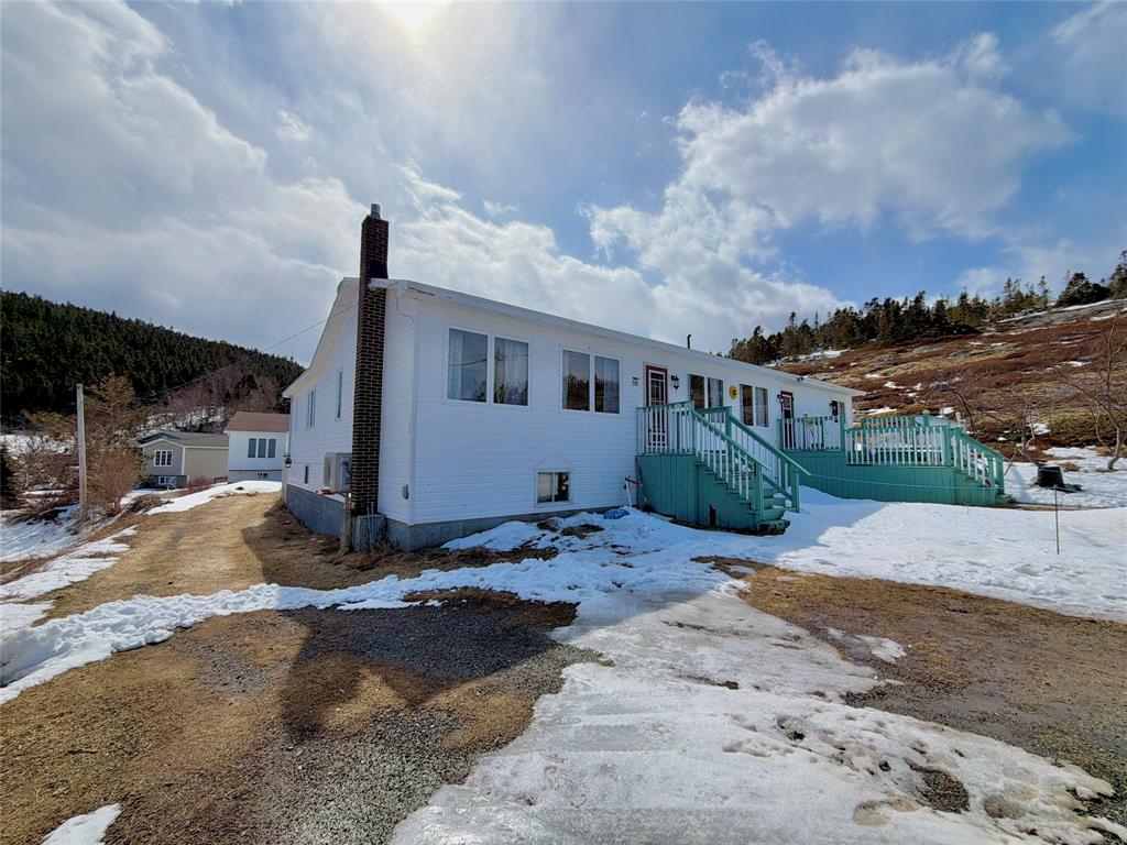 58 MOUNTAIN VIEW ROAD, SALVAGE, Newfoundland, Canada A0G 3X0, ,4 BathroomsBathrooms,Residential,For Sale,MOUNTAIN VIEW ROAD,6160