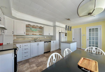 58 MOUNTAIN VIEW ROAD, SALVAGE, Newfoundland, Canada A0G 3X0, ,4 BathroomsBathrooms,Residential,For Sale,MOUNTAIN VIEW ROAD,6160