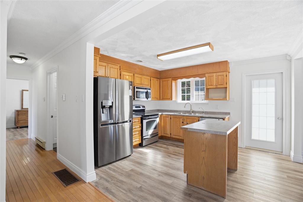 13 AUGUSTUS DRIVE, BURIN BAY ARM, Newfoundland, Canada A0E 1G0, ,3 BathroomsBathrooms,Residential,For Sale,AUGUSTUS DRIVE,6161