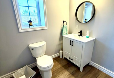 5 ELIZABETH PLACE, CLARENVILLE, Newfoundland, Canada A5A 0C8, ,2 BathroomsBathrooms,Residential,For Sale,ELIZABETH PLACE,6162