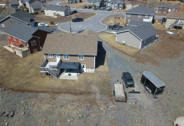 5 ELIZABETH PLACE, CLARENVILLE, Newfoundland, Canada A5A 0C8, ,2 BathroomsBathrooms,Residential,For Sale,ELIZABETH PLACE,6162