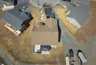 5 ELIZABETH PLACE, CLARENVILLE, Newfoundland, Canada A5A 0C8, ,2 BathroomsBathrooms,Residential,For Sale,ELIZABETH PLACE,6162