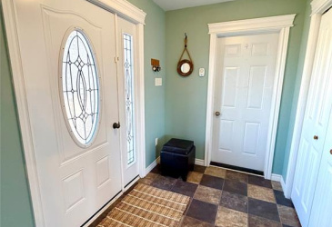 5 ELIZABETH PLACE, CLARENVILLE, Newfoundland, Canada A5A 0C8, ,2 BathroomsBathrooms,Residential,For Sale,ELIZABETH PLACE,6162