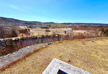5 ELIZABETH PLACE, CLARENVILLE, Newfoundland, Canada A5A 0C8, ,2 BathroomsBathrooms,Residential,For Sale,ELIZABETH PLACE,6162