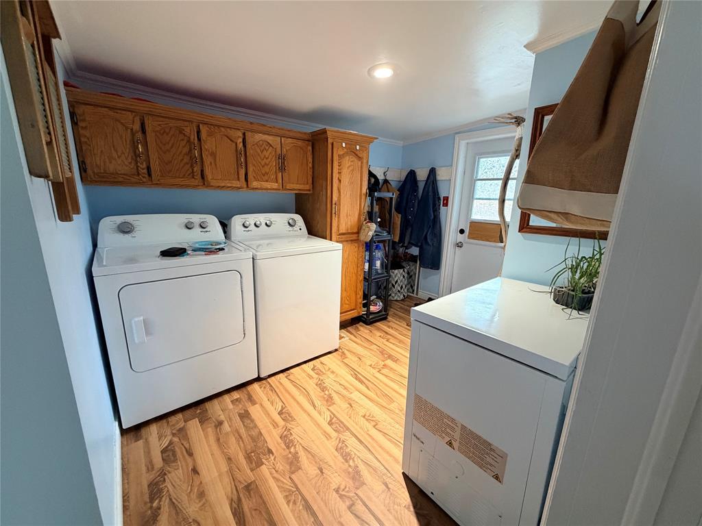 11 SOUTHERN COVE ROAD, CHAPEL ARM, Newfoundland, Canada A0B 1L0, ,1 BathroomBathrooms,Residential,For Sale,SOUTHERN COVE ROAD,6163