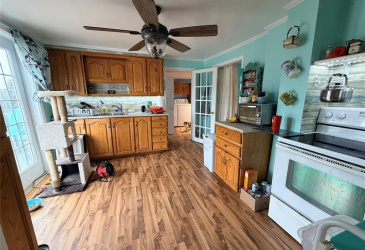 11 SOUTHERN COVE ROAD, CHAPEL ARM, Newfoundland, Canada A0B 1L0, ,1 BathroomBathrooms,Residential,For Sale,SOUTHERN COVE ROAD,6163