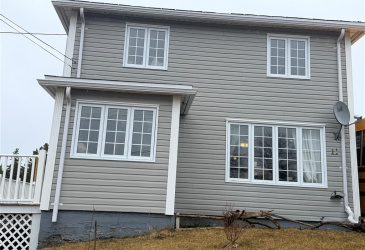 11 SOUTHERN COVE ROAD, CHAPEL ARM, Newfoundland, Canada A0B 1L0, ,1 BathroomBathrooms,Residential,For Sale,SOUTHERN COVE ROAD,6163