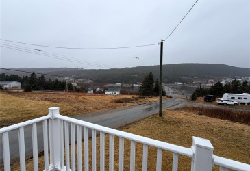 11 SOUTHERN COVE ROAD, CHAPEL ARM, Newfoundland, Canada A0B 1L0, ,1 BathroomBathrooms,Residential,For Sale,SOUTHERN COVE ROAD,6163