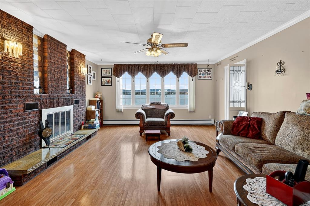 218 GEORGE MERCER DRIVE, BAY ROBERTS, Newfoundland, Canada A0A 1X0, ,1 BathroomBathrooms,Residential,For Sale,GEORGE MERCER DRIVE,6166