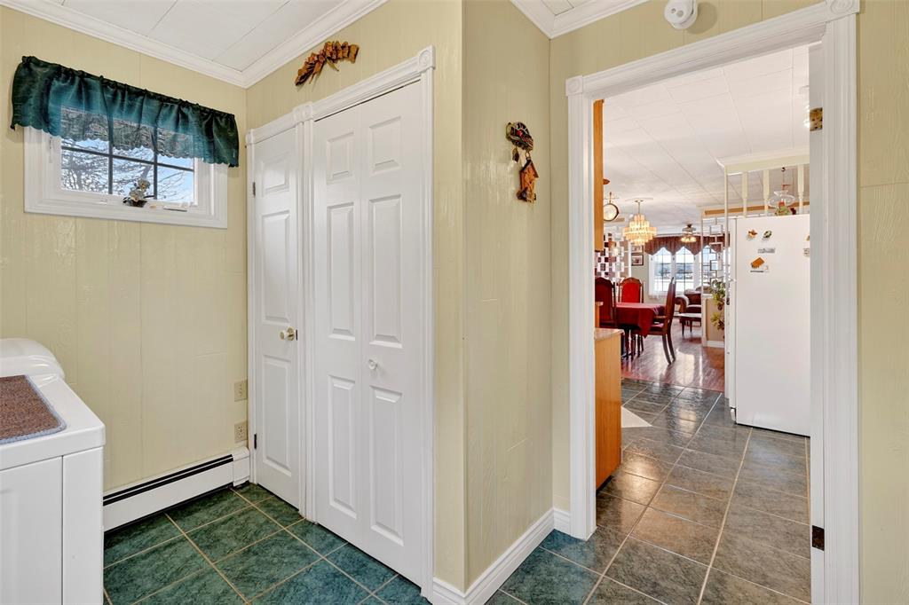 218 GEORGE MERCER DRIVE, BAY ROBERTS, Newfoundland, Canada A0A 1X0, ,1 BathroomBathrooms,Residential,For Sale,GEORGE MERCER DRIVE,6166