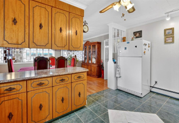 218 GEORGE MERCER DRIVE, BAY ROBERTS, Newfoundland, Canada A0A 1X0, ,1 BathroomBathrooms,Residential,For Sale,GEORGE MERCER DRIVE,6166