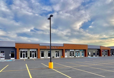 57-59 THOMPSON STREET, CLARENVILLE, Newfoundland, Canada A5A 1Y9, ,0,Commercial,For Rent,THOMPSON STREET,6170