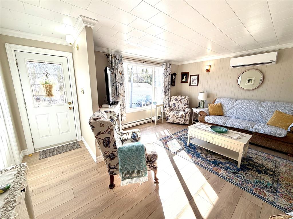 21 MAIN ROAD, HICKMAN'S HARBOUR, Newfoundland, Canada A0C 1P0, ,1 BathroomBathrooms,Residential,For Sale,MAIN ROAD,6173
