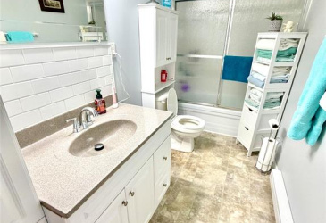 21 MAIN ROAD, HICKMAN'S HARBOUR, Newfoundland, Canada A0C 1P0, ,1 BathroomBathrooms,Residential,For Sale,MAIN ROAD,6173