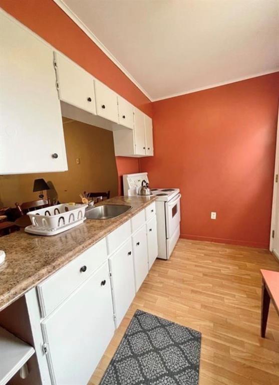 27 MAIN ROAD, TRINITY, Newfoundland, Canada A0C 2S0, ,3 BathroomsBathrooms,Residential,For Sale,MAIN ROAD,6175