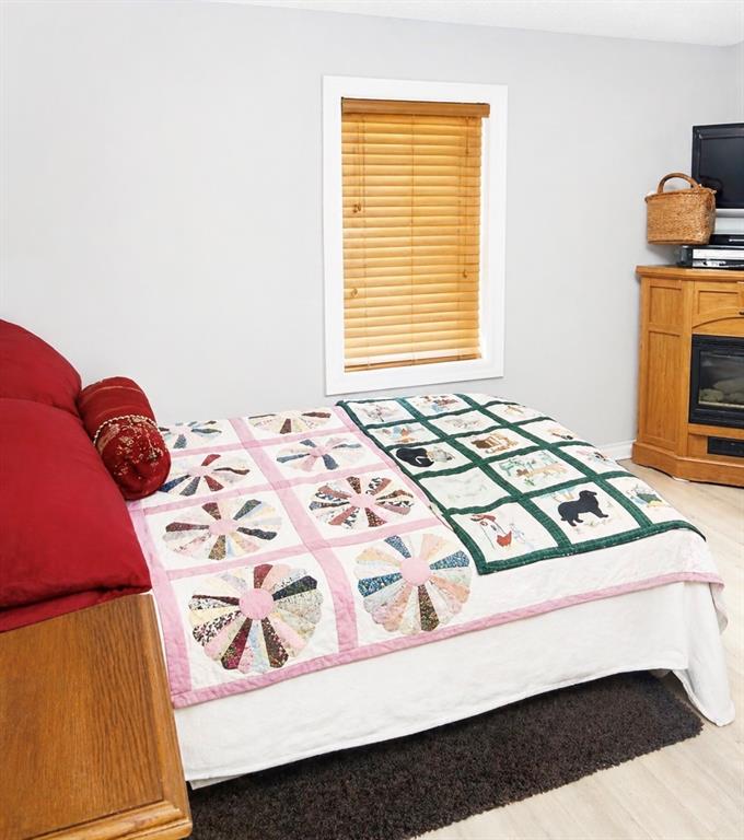 6 CEMETERY ROAD, HODGE'S COVE, Newfoundland, Canada A0E 2A0, ,1 BathroomBathrooms,Residential,For Sale,CEMETERY ROAD,6176