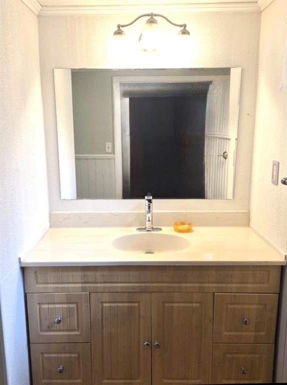 6 CEMETERY ROAD, HODGE'S COVE, Newfoundland, Canada A0E 2A0, ,1 BathroomBathrooms,Residential,For Sale,CEMETERY ROAD,6176