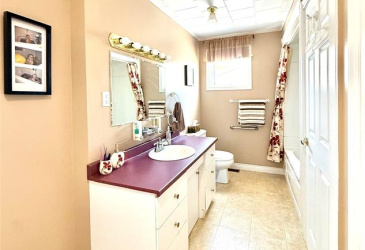 372 MAIN ROAD, SUNNYSIDE, Newfoundland, Canada A0B 3J0, ,1 BathroomBathrooms,Residential,For Sale,MAIN ROAD,6177 372 MAIN ROAD, SUNNYSIDE, Newfoundland, Canada A0B 3J0, ,1 BathroomBathrooms,Residential,For Sale,MAIN ROAD,6177