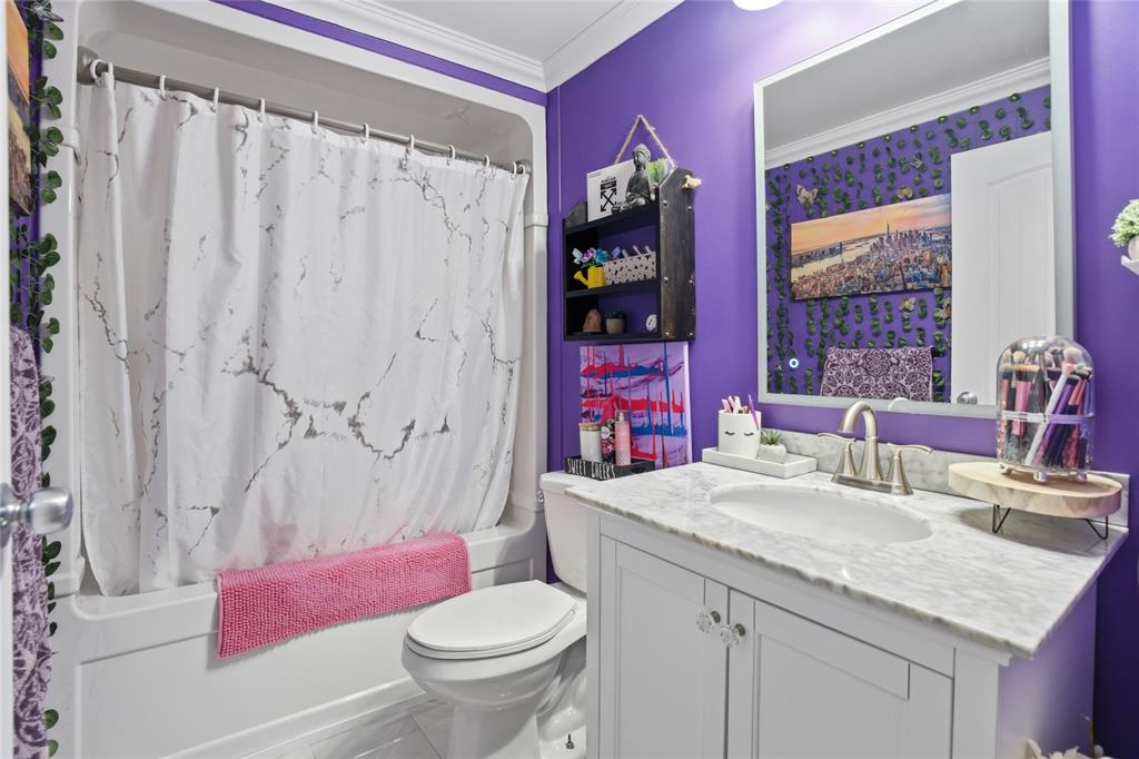22 MT. VINCENT CRESCENT, MARYSTOWN, Newfoundland, Canada A0E 2M0, ,2 BathroomsBathrooms,Residential,For Sale,MT. VINCENT CRESCENT,6182
