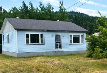 30 MAIN ROAD, LITTLE HEART'S EASE, Newfoundland, Canada A0E 2K0, ,0,Residential,For Sale,MAIN ROAD,6185
