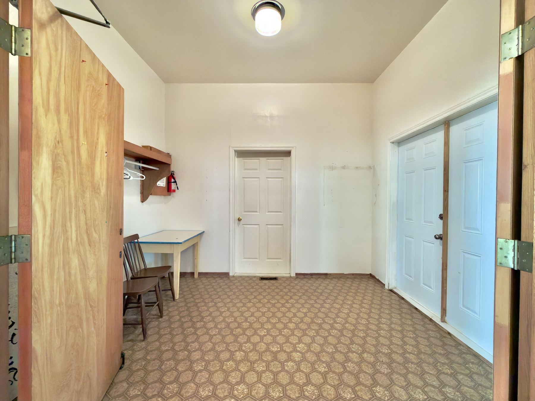 5 MAIN ROAD, TRINITY EAST, Newfoundland, Canada A0C 2H0, ,0,Residential,For Sale,MAIN ROAD,6188