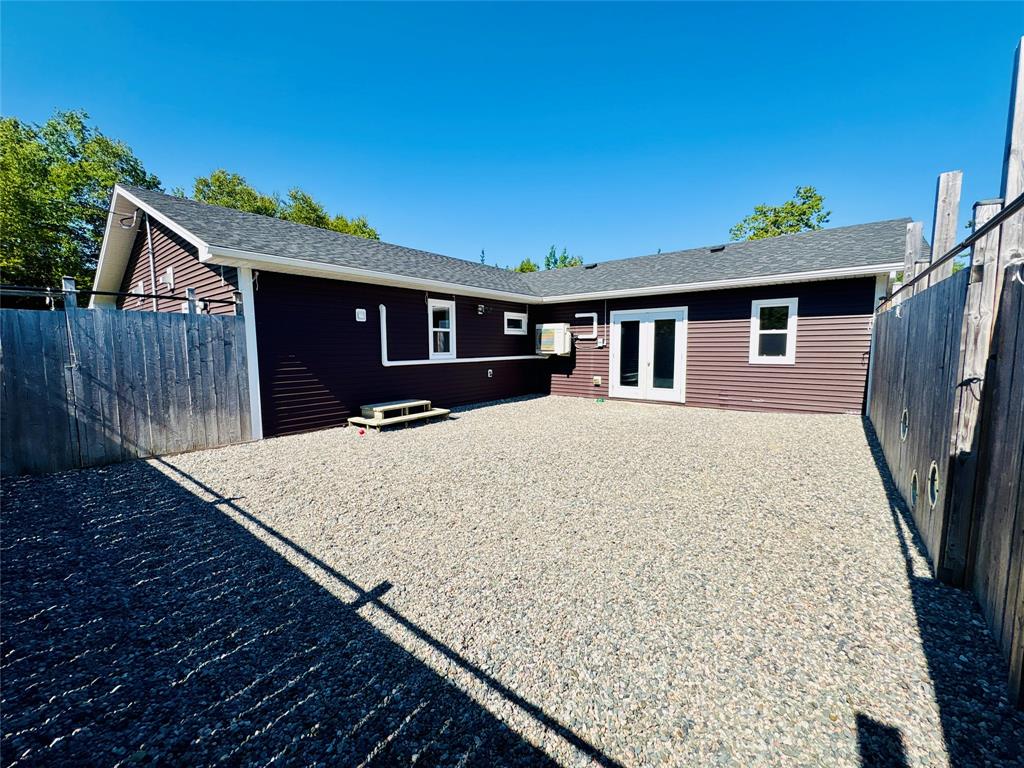 9 CHURCH ROAD, GEORGE"S BROOK-MILTON, Newfoundland, Canada A5A 0H9, ,0,Mixed,For Sale,CHURCH ROAD,6197