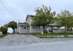 4 MORLEY DRIVE, PLACENTIA, Newfoundland, Canada A0B 2Y0, ,2 BathroomsBathrooms,Residential,For Sale,MORLEY DRIVE,6198
