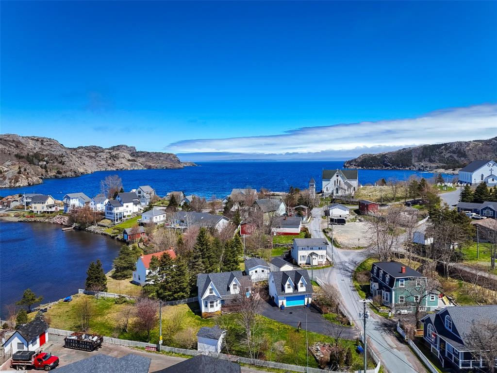 5-7 MAGISTRATES HILL, BRIGUS, Newfoundland, Canada A0A 1K0, ,2 BathroomsBathrooms,Residential,For Sale,MAGISTRATES HILL,6200