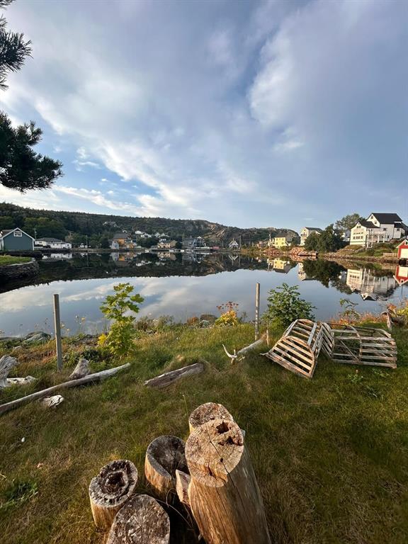 5-7 MAGISTRATES HILL, BRIGUS, Newfoundland, Canada A0A 1K0, ,2 BathroomsBathrooms,Residential,For Sale,MAGISTRATES HILL,6200