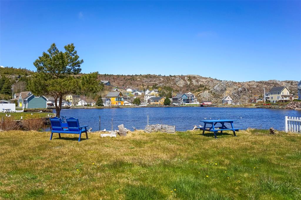 5-7 MAGISTRATES HILL, BRIGUS, Newfoundland, Canada A0A 1K0, ,2 BathroomsBathrooms,Residential,For Sale,MAGISTRATES HILL,6200