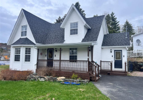 5-7 MAGISTRATES HILL, BRIGUS, Newfoundland, Canada A0A 1K0, ,2 BathroomsBathrooms,Residential,For Sale,MAGISTRATES HILL,6200