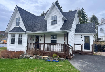 5-7 MAGISTRATES HILL, BRIGUS, Newfoundland, Canada A0A 1K0, ,2 BathroomsBathrooms,Residential,For Sale,MAGISTRATES HILL,6200