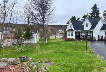 5-7 MAGISTRATES HILL, BRIGUS, Newfoundland, Canada A0A 1K0, ,2 BathroomsBathrooms,Residential,For Sale,MAGISTRATES HILL,6200