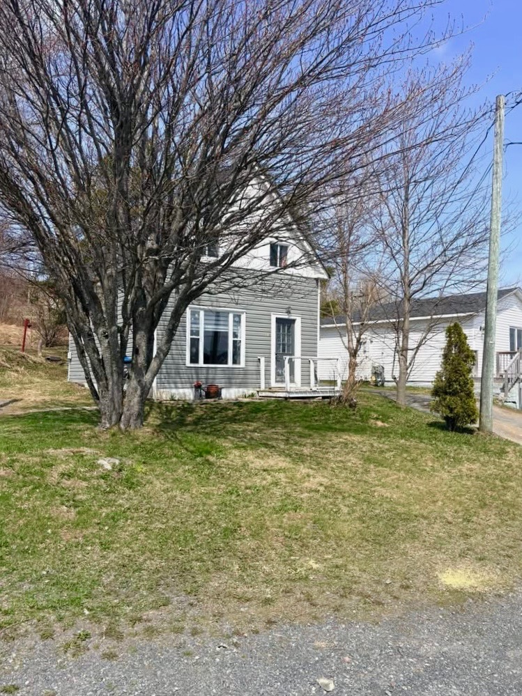 116 MARINE DRIVE, CLARENVILLE, Newfoundland, Canada A5A 1M6, ,1 BathroomBathrooms,Residential,For Sale,MARINE DRIVE,6201